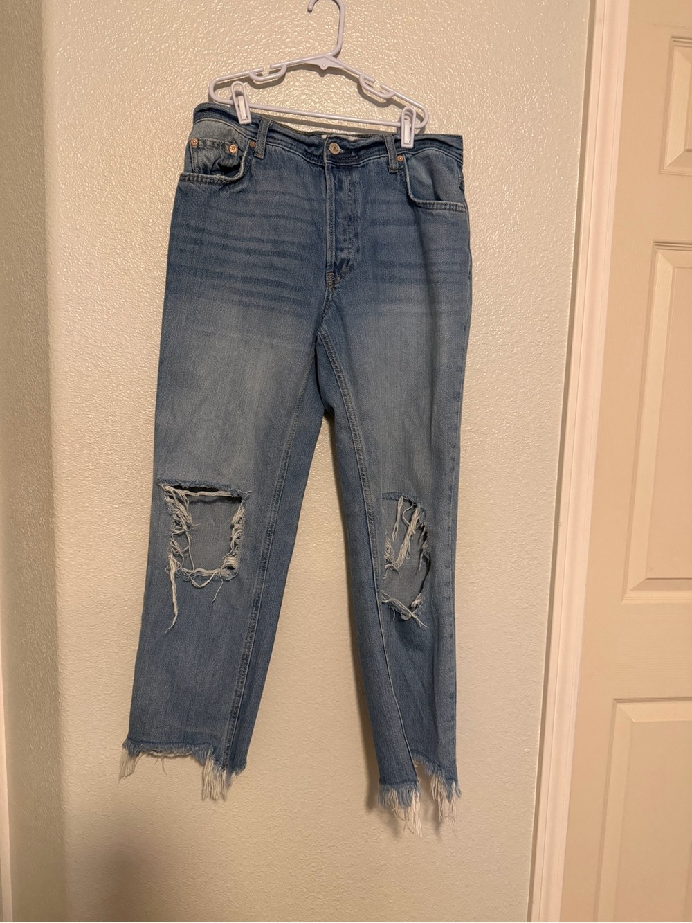 We The Free Light Blue Distressed Boyfriend Jeans - Worn Twice!